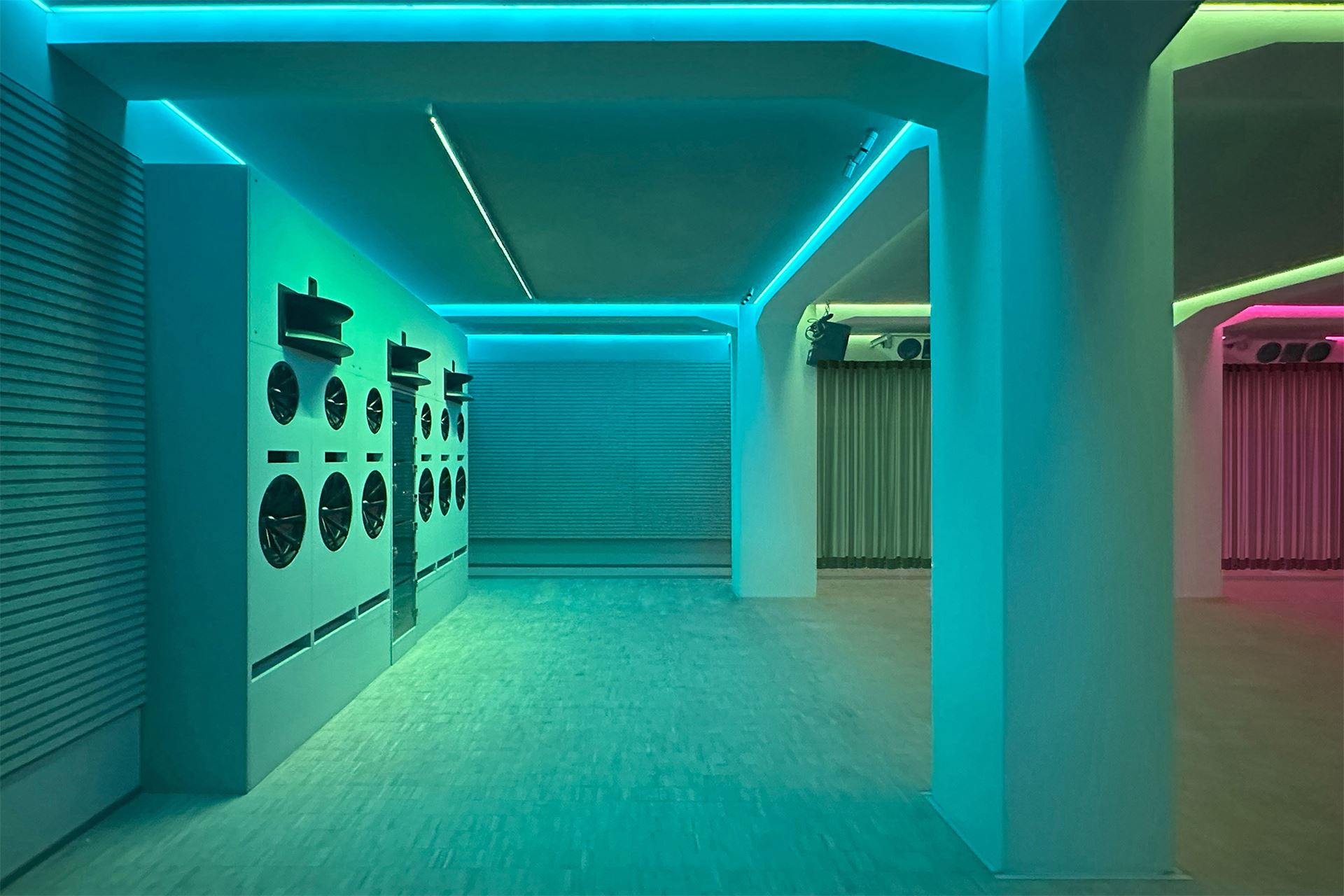 CHROMATIC RESONANCES