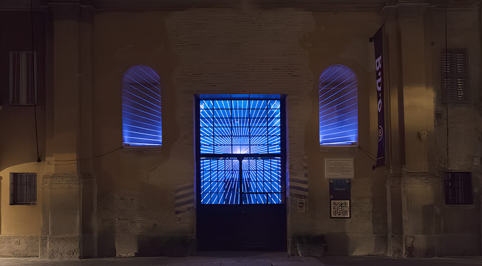 LIGHT, PLEASE!