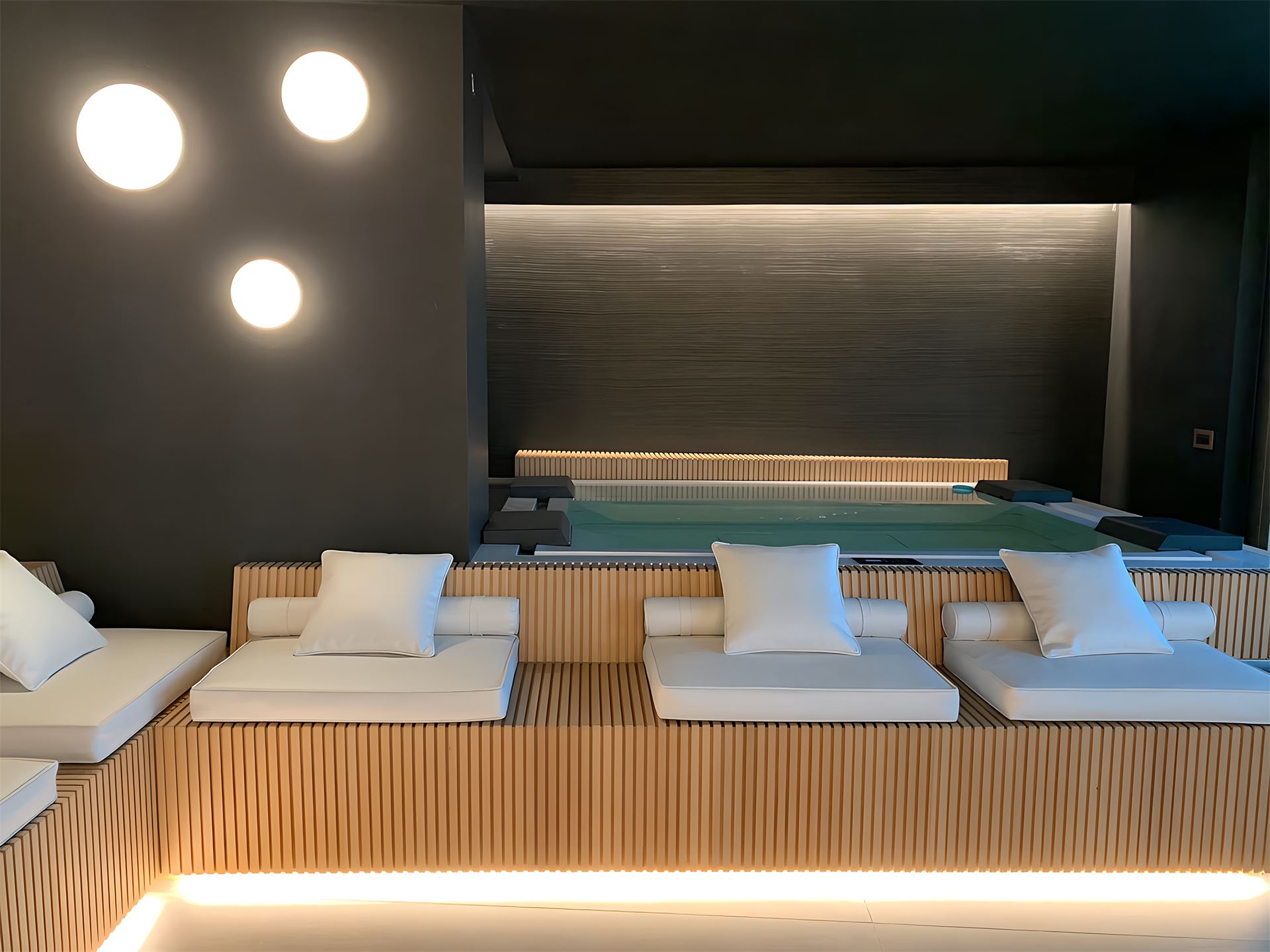 PRIVATE HOUSE II