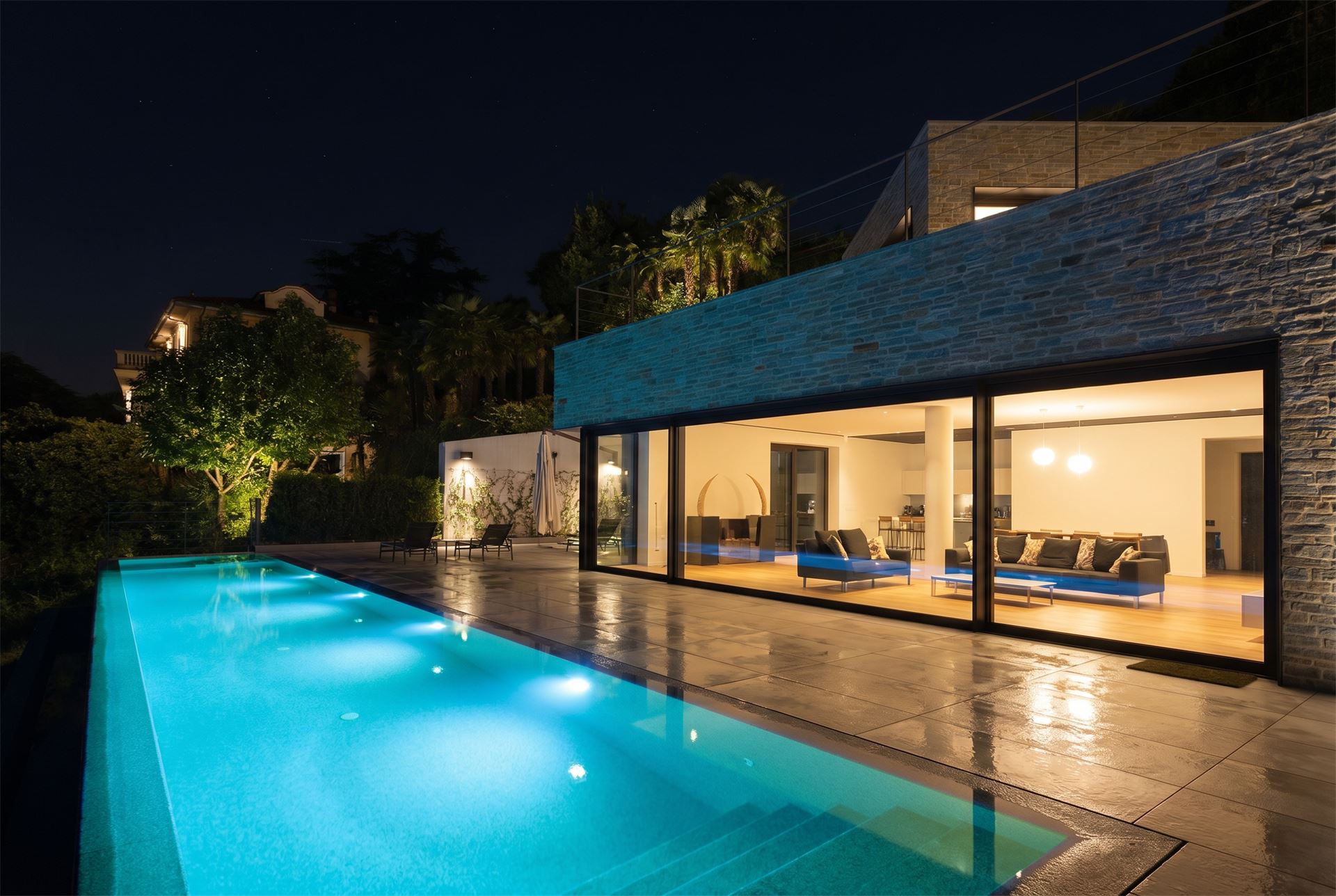 PRIVATE HOUSE III