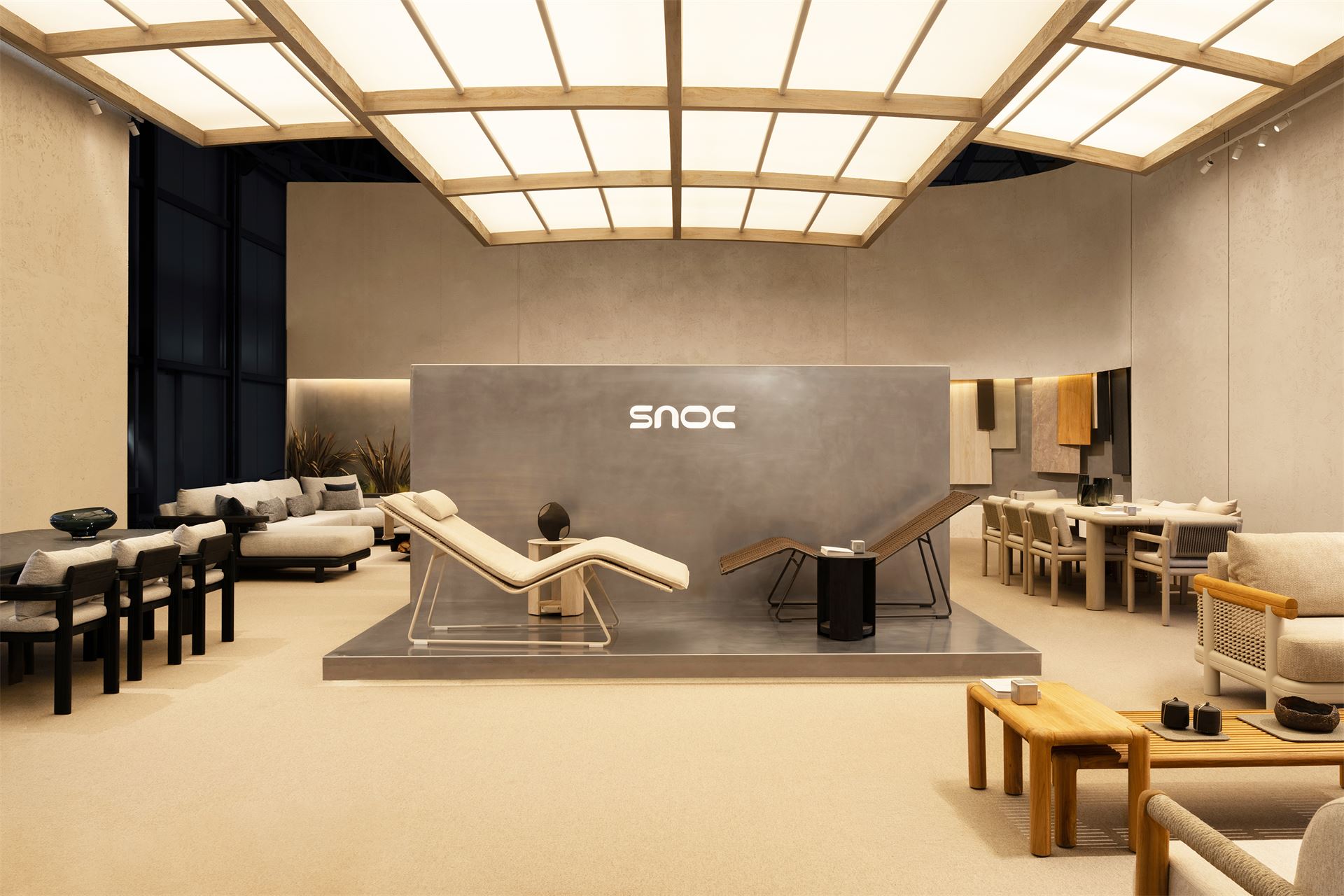 SNOC BOOTH