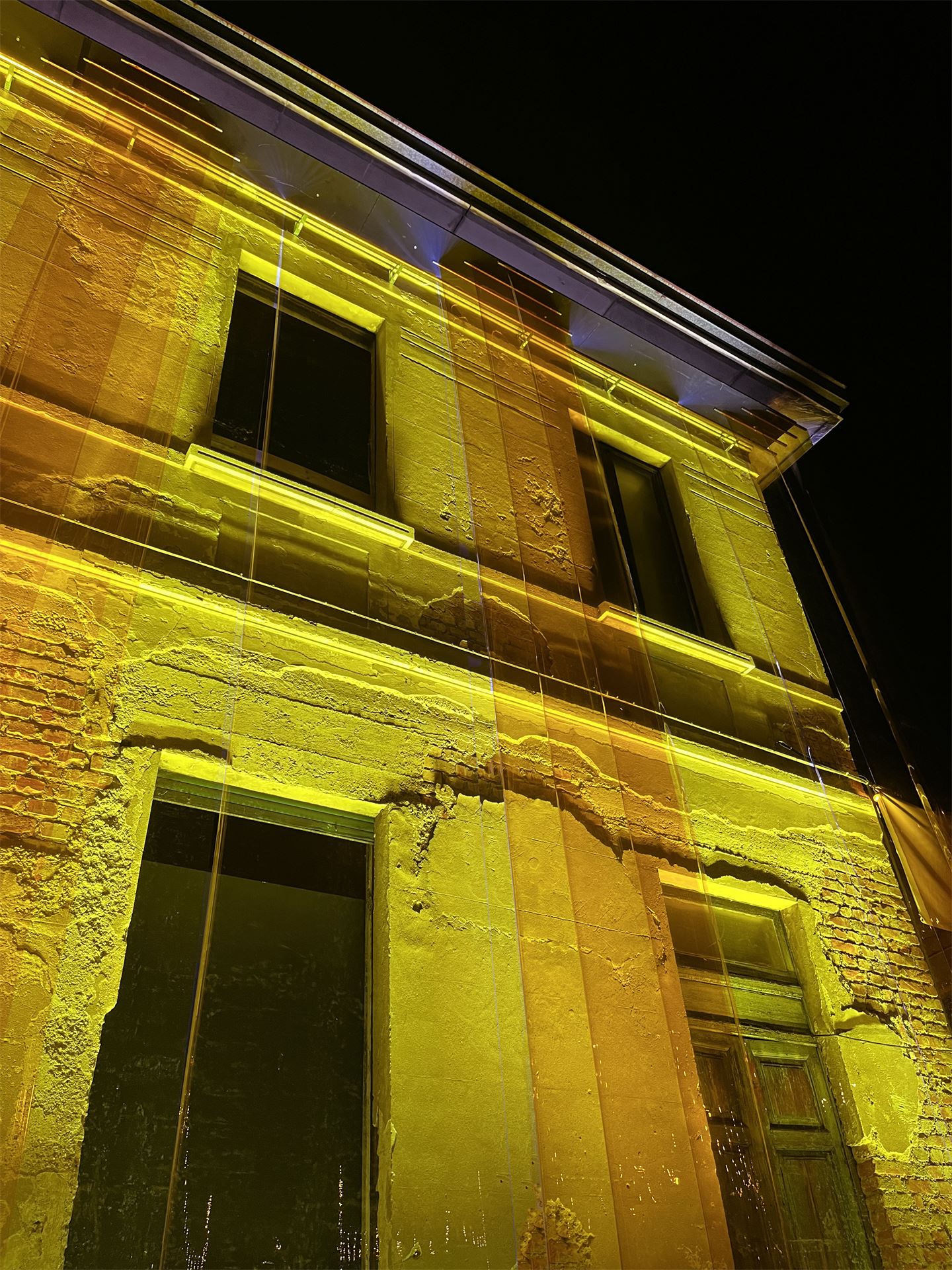 YELLOW SHADOWS